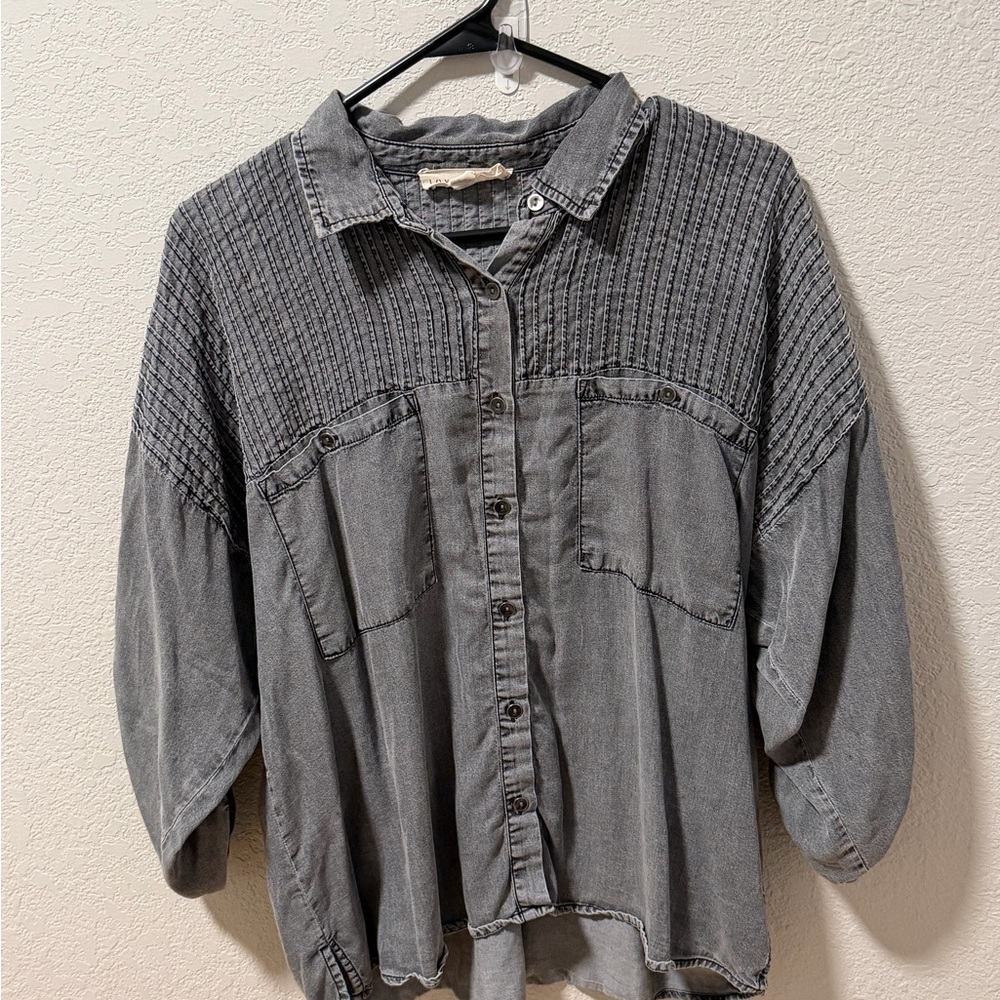 Lovestitch Gray Button Down Shirt
